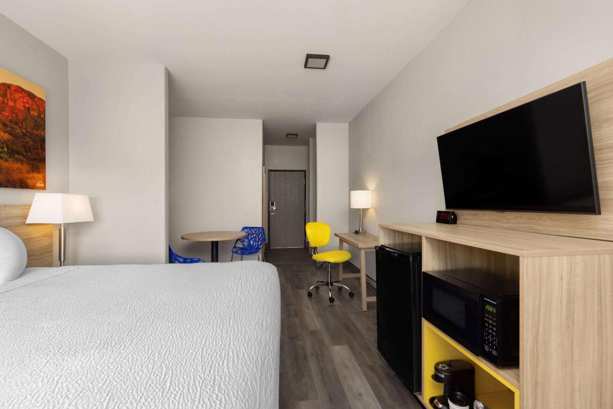 Days Inn & Suites By Wyndham Tucson/Marana Cortaro Exterior foto