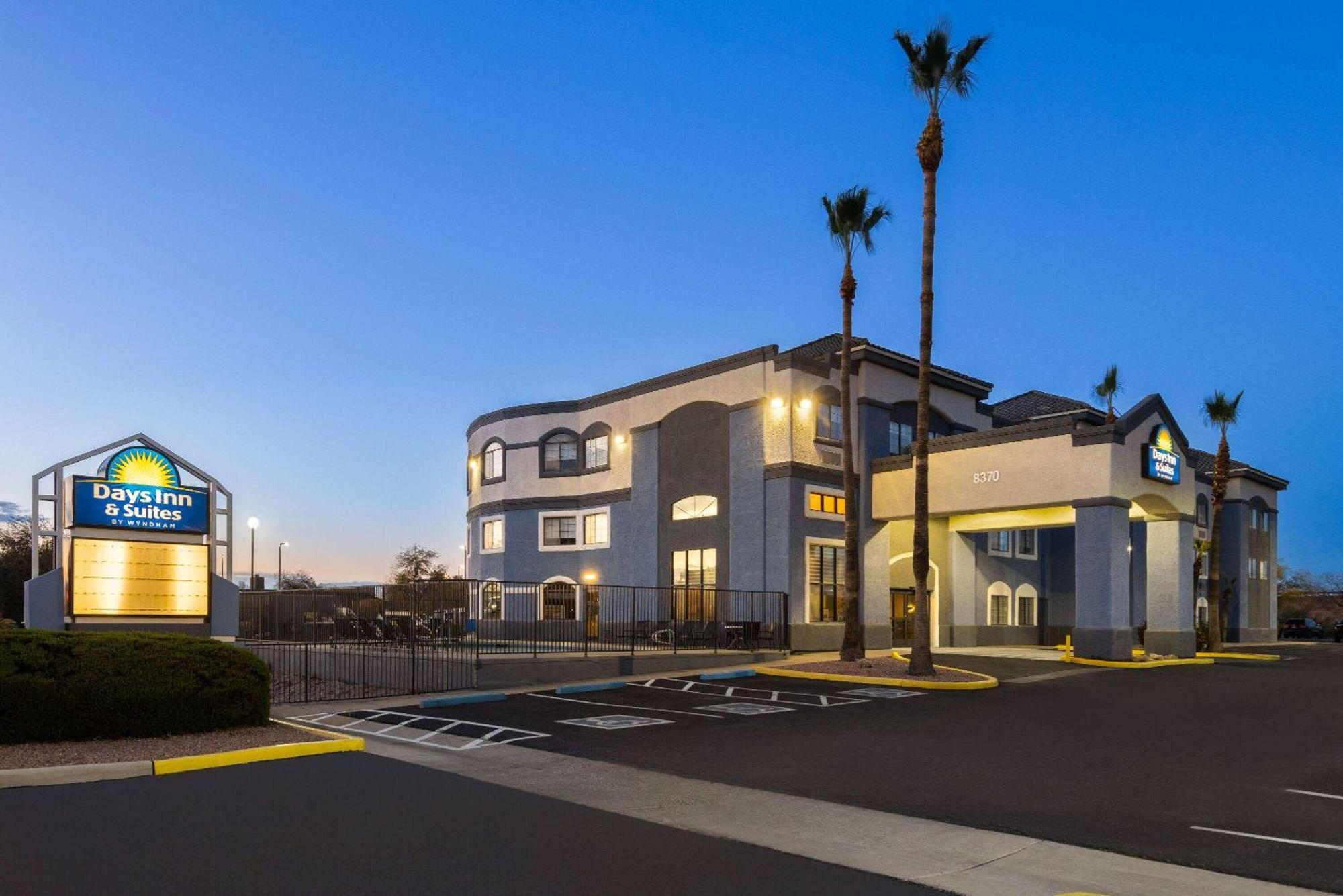Days Inn & Suites By Wyndham Tucson/Marana Cortaro Exterior foto